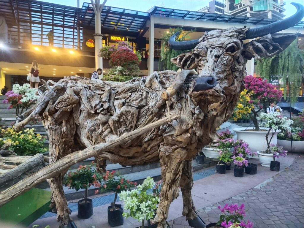 Blooms exhibit at Ayala Center Cebu